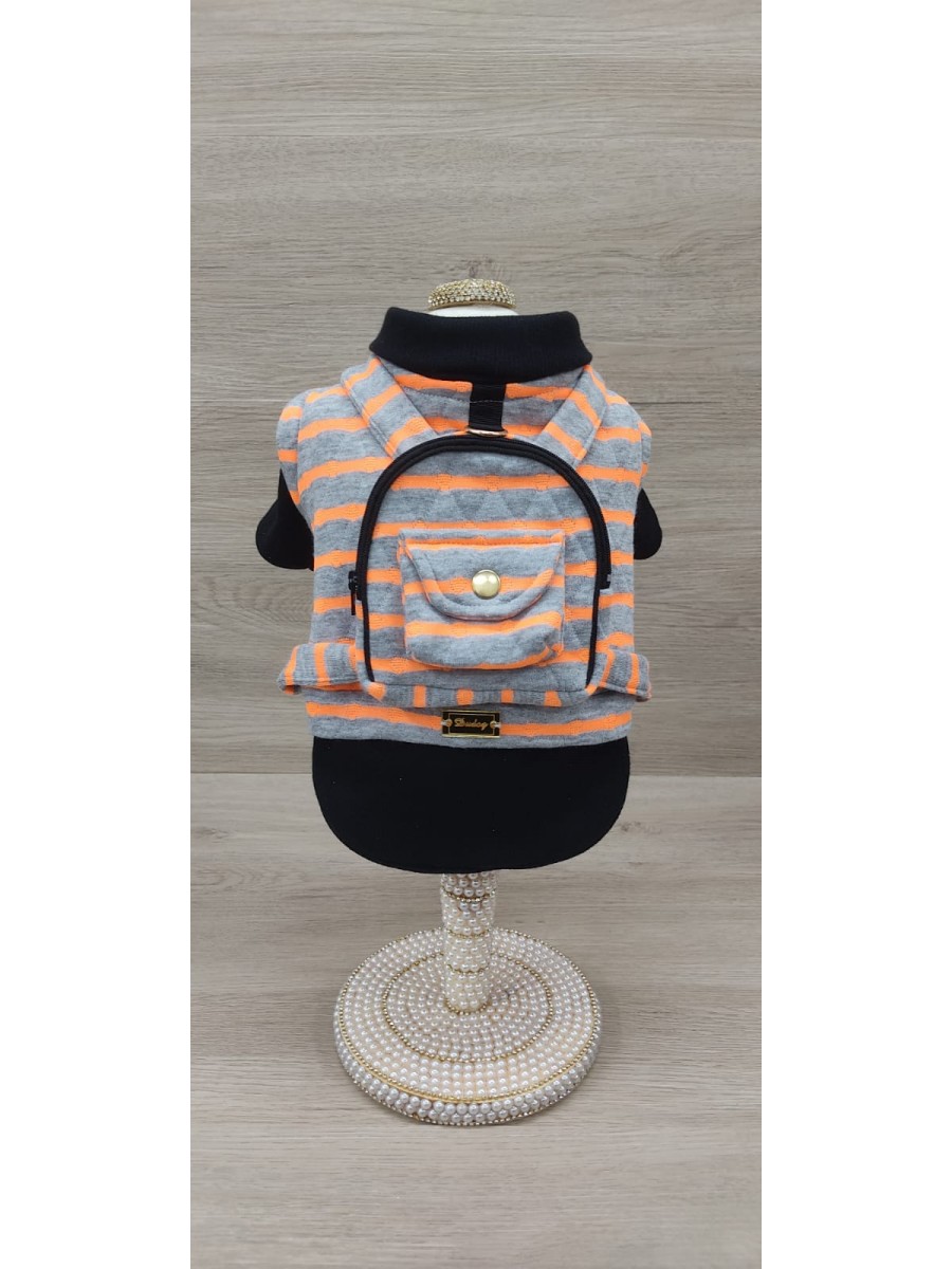 CÓD 1124 - CASACO LISTRA MOCHILA PRETA